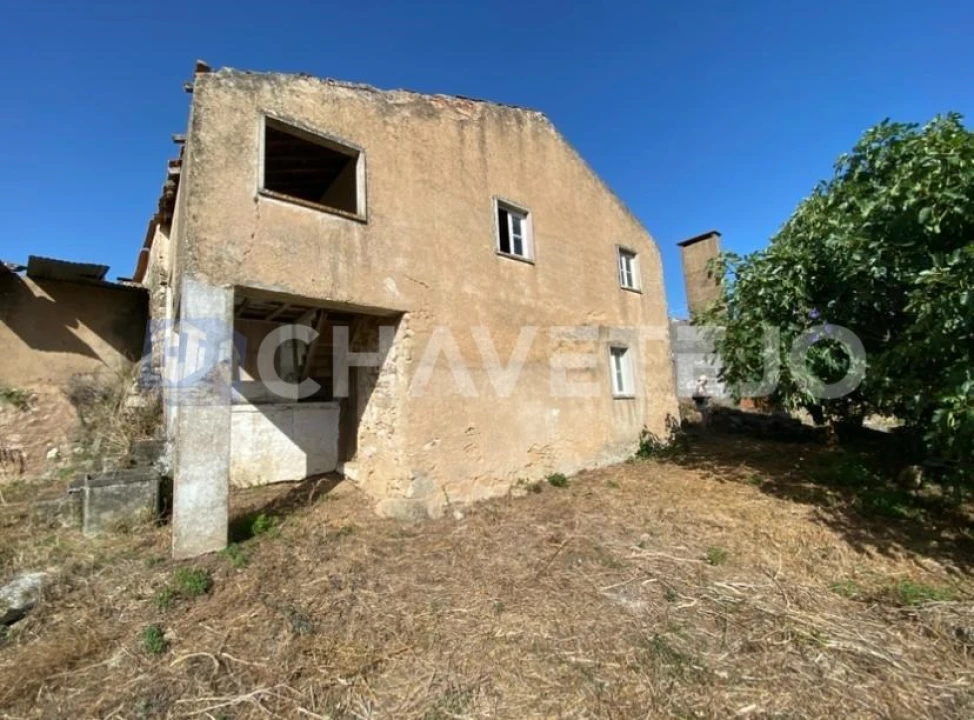 Moradia T3 para Venda em Casais e Alviobeira Foto 41