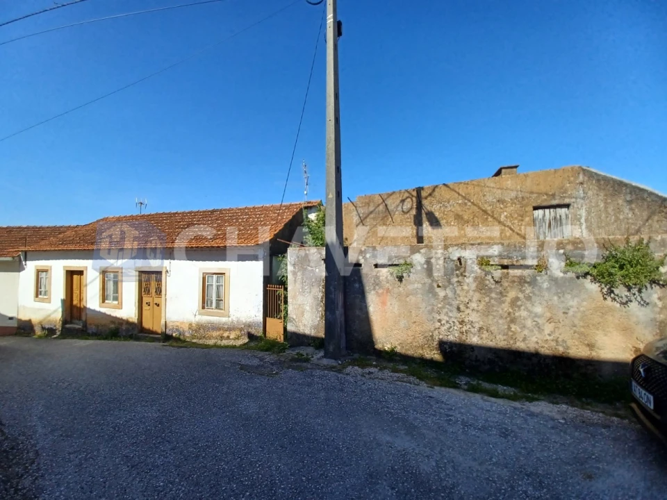 Moradia T3 para Venda em Casais e Alviobeira Foto 54