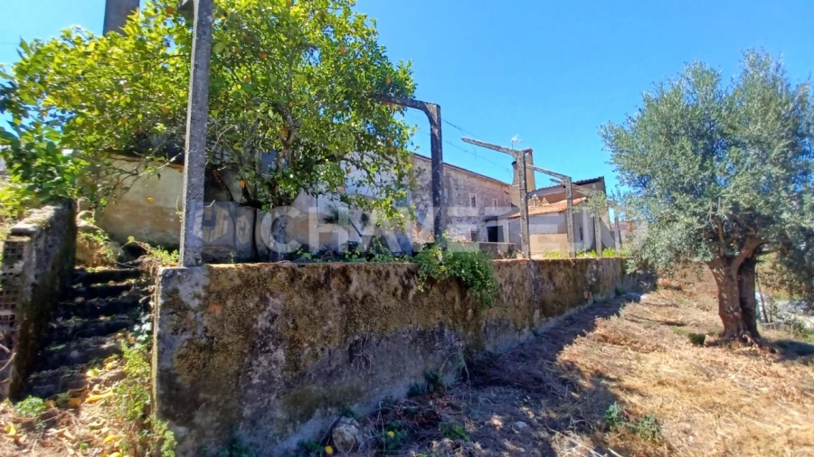 Moradia T3 para Venda em Casais e Alviobeira Foto 5