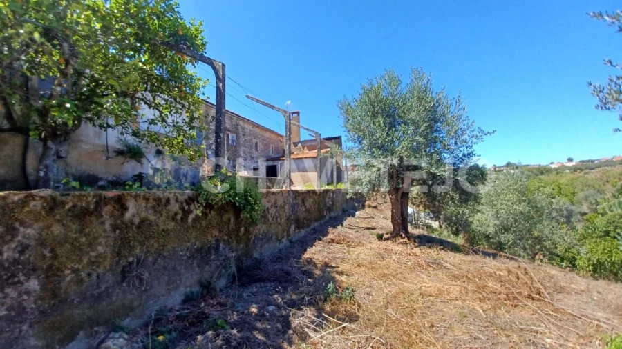 Moradia T3 para Venda em Casais e Alviobeira Foto 6