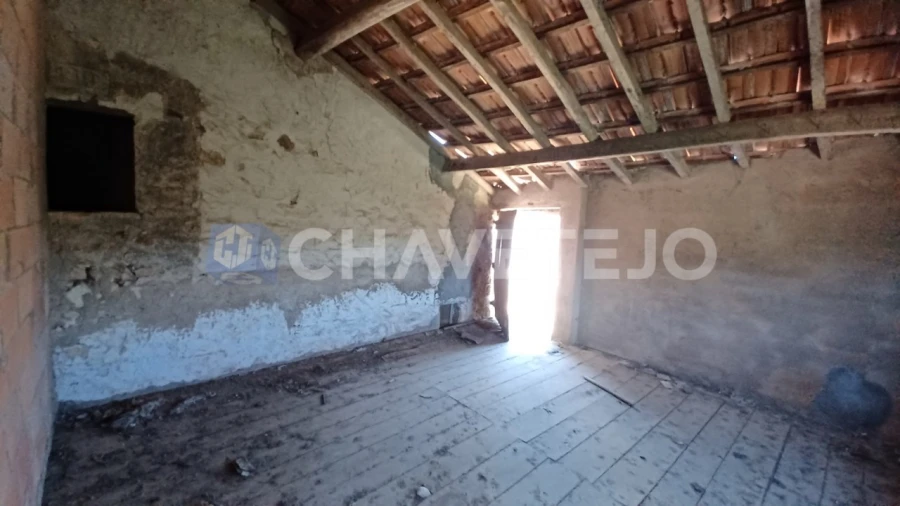 Moradia T3 para Venda em Casais e Alviobeira Foto 21