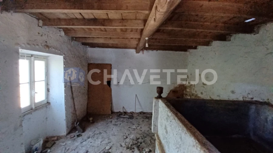 Moradia T3 para Venda em Casais e Alviobeira Foto 24