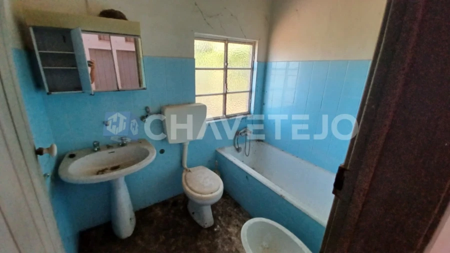 Moradia T3 para Venda em Casais e Alviobeira Foto 26