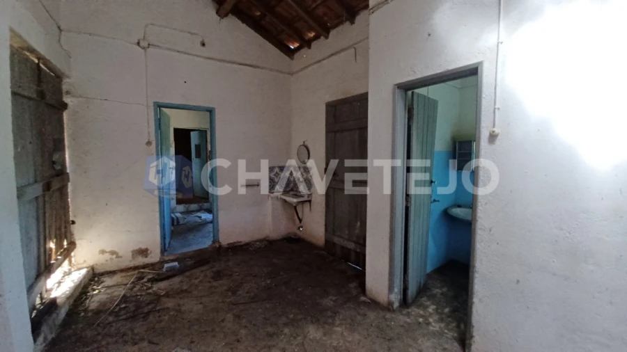 Moradia T3 para Venda em Casais e Alviobeira Foto 29