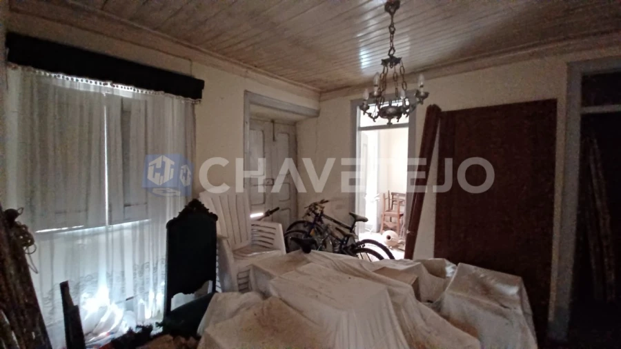 Moradia T3 para Venda em Casais e Alviobeira Foto 34