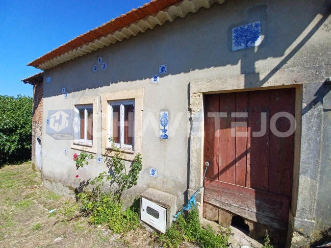 Moradia T3 para Venda em Casais e Alviobeira Foto 44