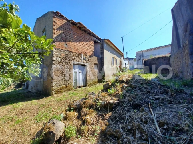 Moradia T3 para Venda em Casais e Alviobeira Foto 53