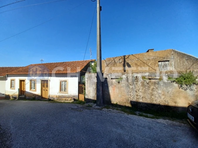 Moradia T3 para Venda em Casais e Alviobeira Foto 54