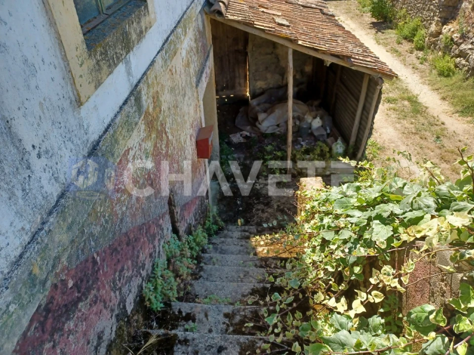 Moradia T2 para Venda em Areias e Pias Foto 4