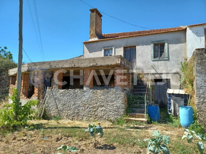 Moradia T2 para Venda em Areias e Pias Foto 2