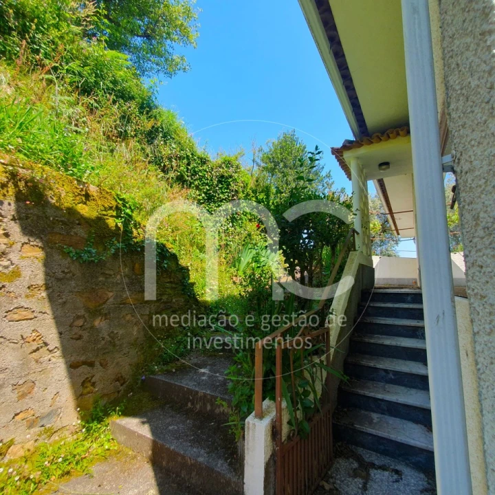 Moradia T3 para Venda em Arganil Foto 8