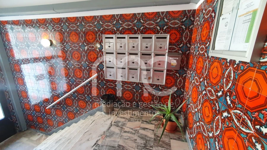 Apartamento T2 para Venda em Caparica e Trafaria Foto 4