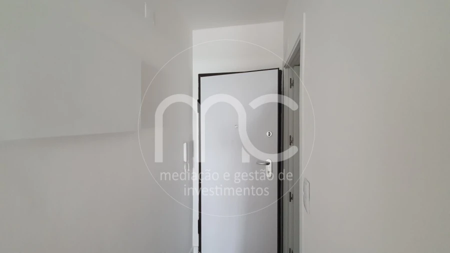 Apartamento T2 para Venda em Caparica e Trafaria Foto 27