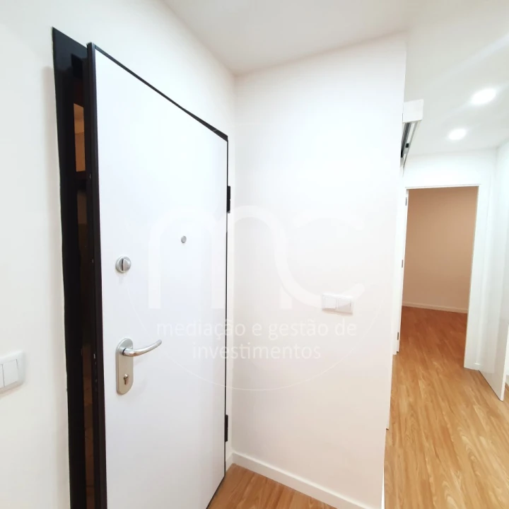 Apartamento T2 para Venda em Algueirão-Mem Martins Foto 4