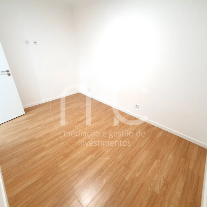 Apartamento T2 para Venda em Algueirão-Mem Martins Foto 10