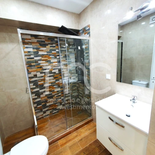 Apartamento T2 para Venda em Algueirão-Mem Martins Foto 13