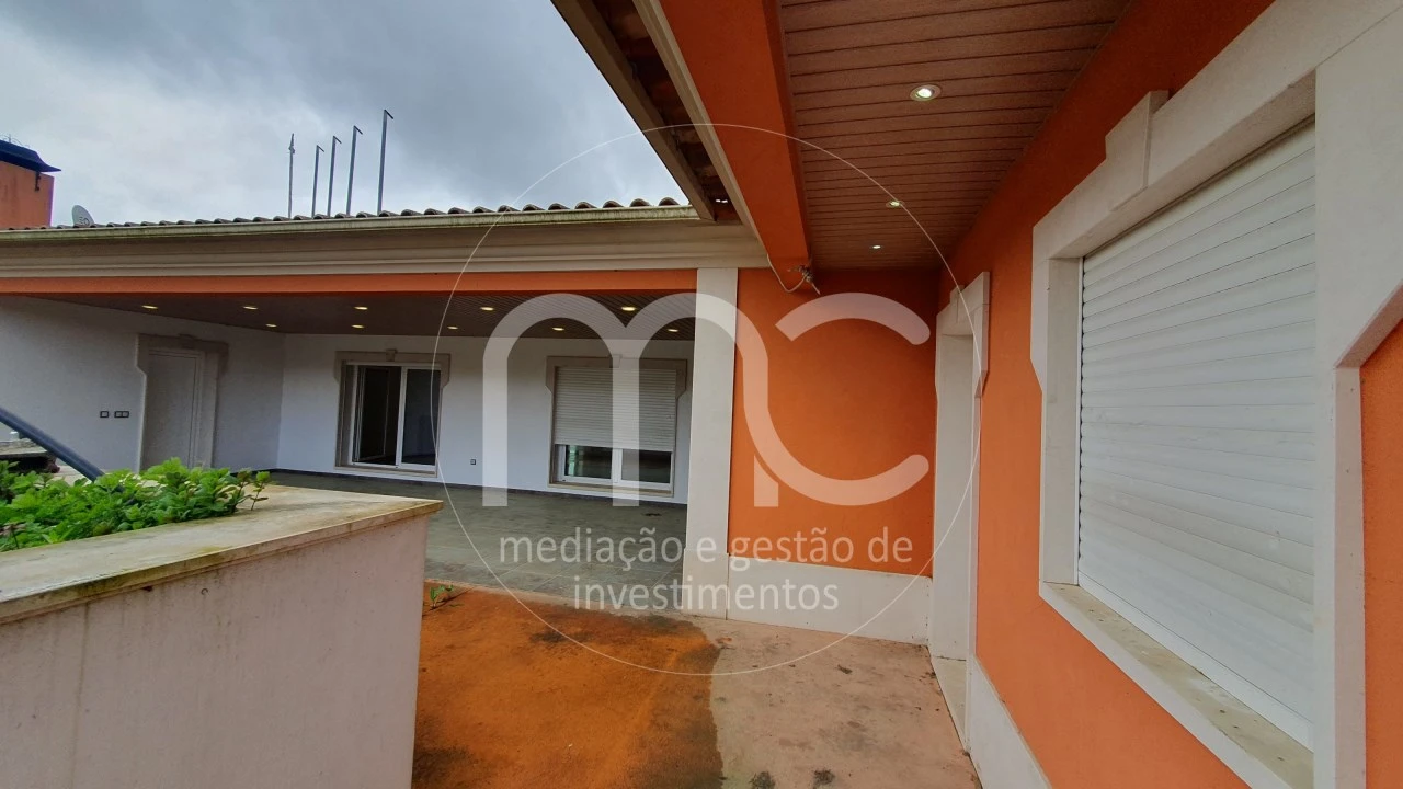 Moradia T7 para Venda em Bidoeira de Cima Foto 65