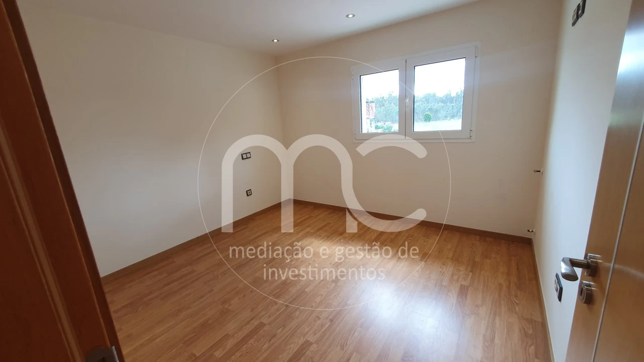 Moradia T7 para Venda em Bidoeira de Cima Foto 50