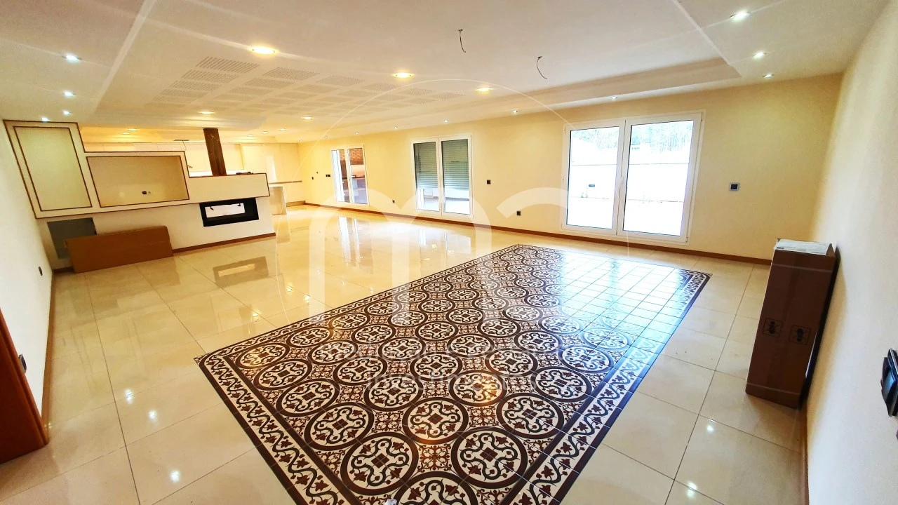 Moradia T7 para Venda em Bidoeira de Cima Foto 1