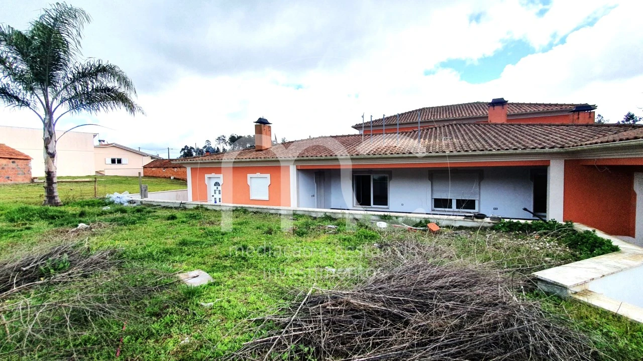 Moradia T7 para Venda em Bidoeira de Cima Foto 74