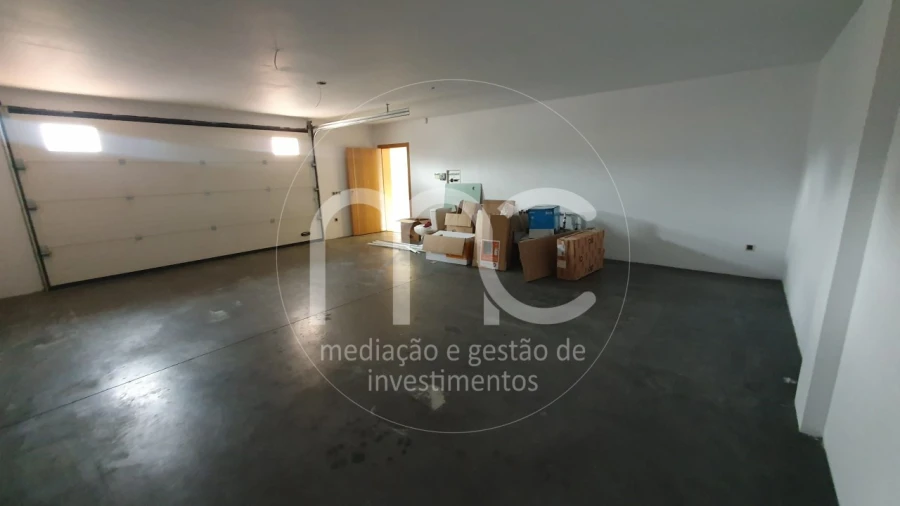 Moradia T7 para Venda em Bidoeira de Cima Foto 17