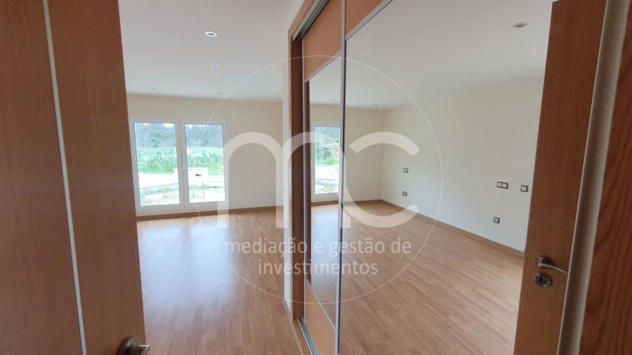 Moradia T7 para Venda em Bidoeira de Cima Foto 29