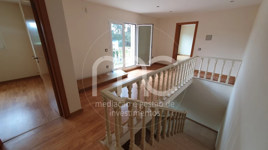 Moradia T7 para Venda em Bidoeira de Cima Foto 49