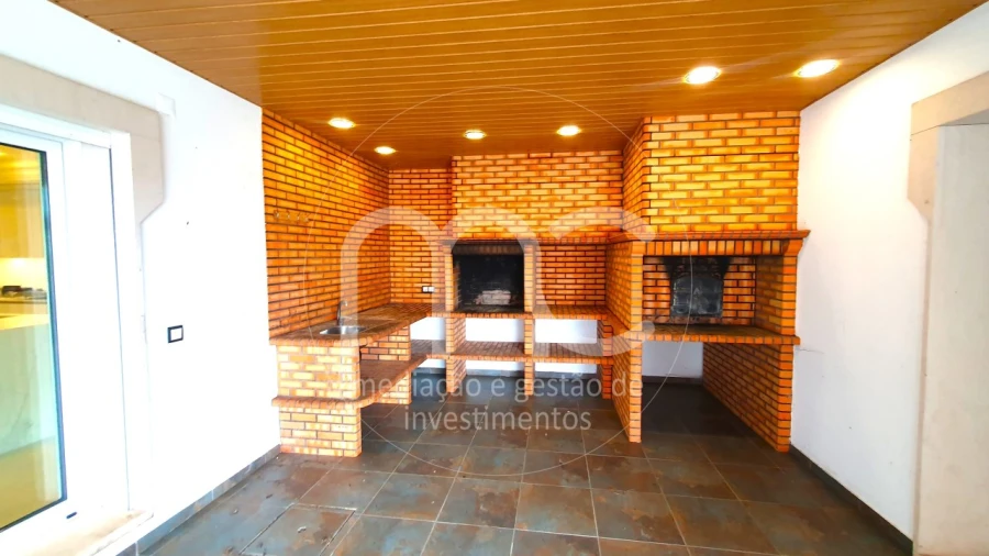 Moradia T7 para Venda em Bidoeira de Cima Foto 70