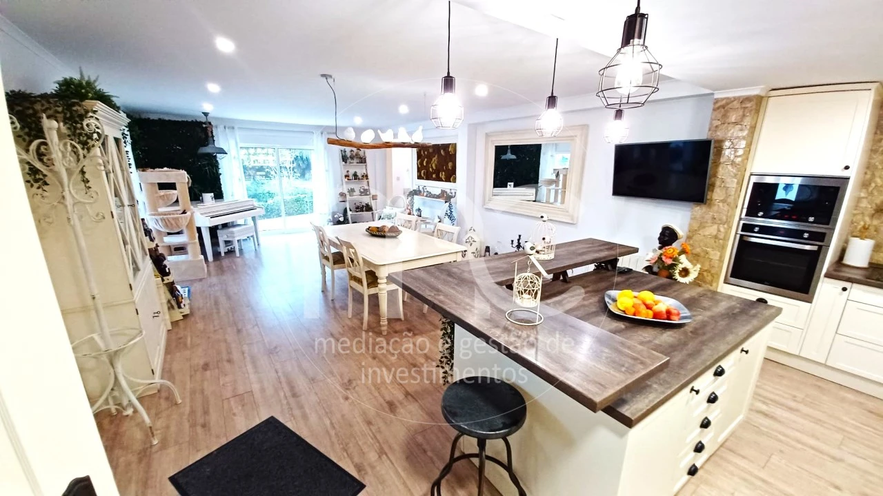 Moradia T3 para Venda em São João das Lampas e Terrugem Foto 5