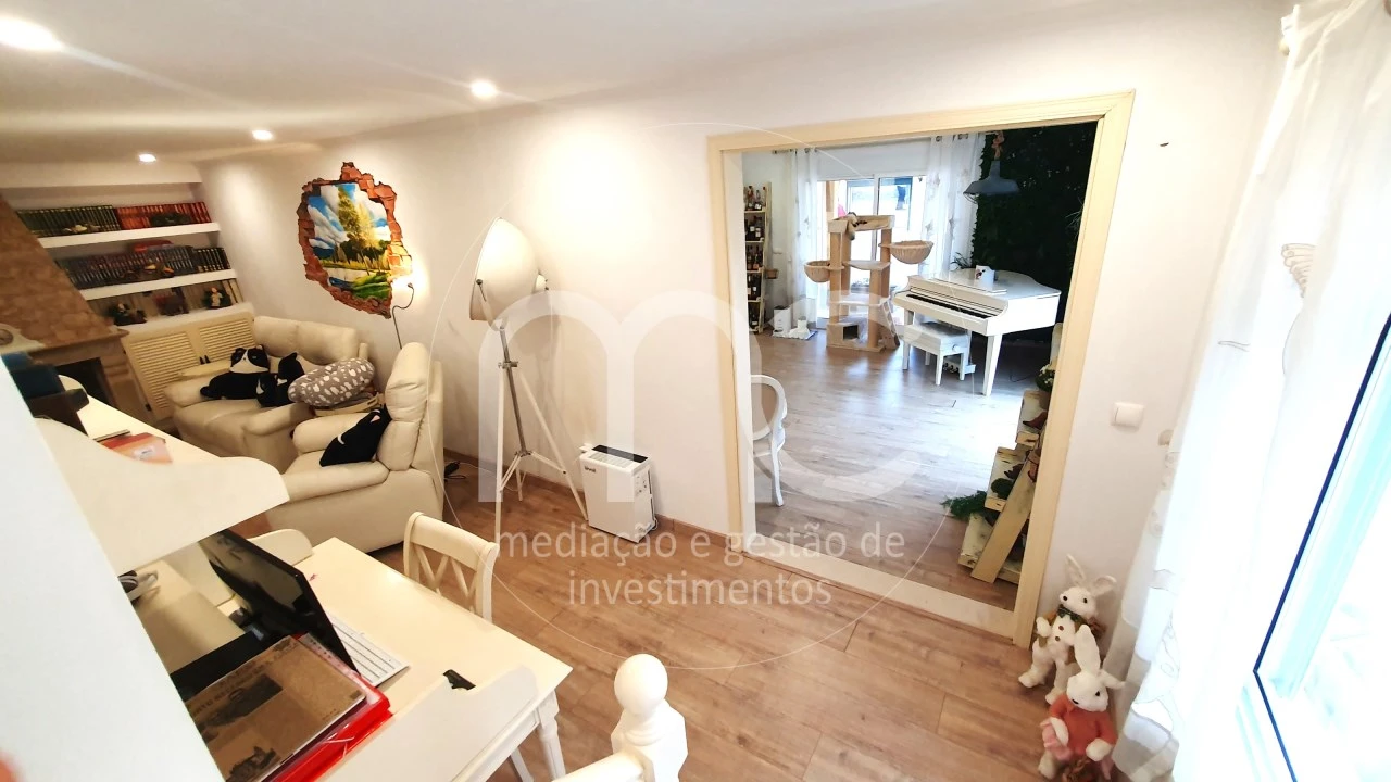 Moradia T3 para Venda em São João das Lampas e Terrugem Foto 13