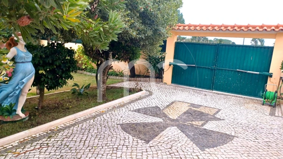 Moradia T3 para Venda em São João das Lampas e Terrugem Foto 59