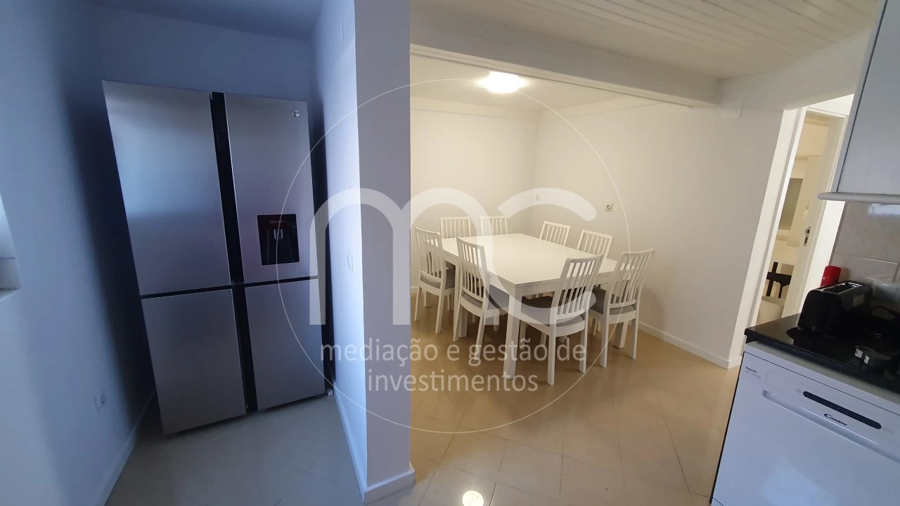 Moradia T9 para Venda em Ajuda Foto 1