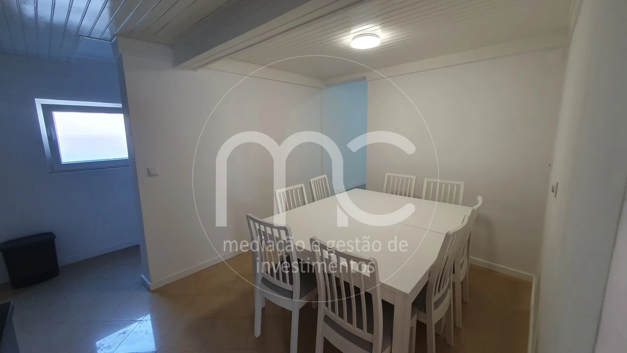 Moradia T9 para Venda em Ajuda Foto 9