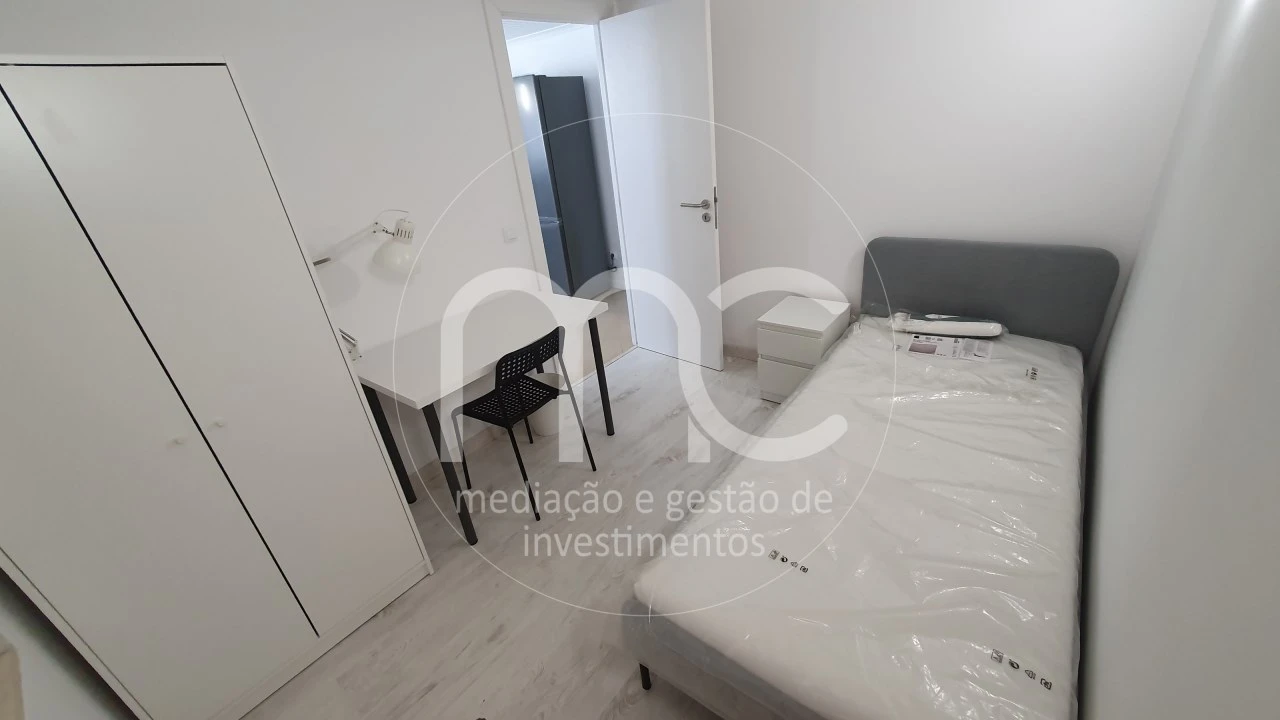 Moradia T9 para Venda em Ajuda Foto 19