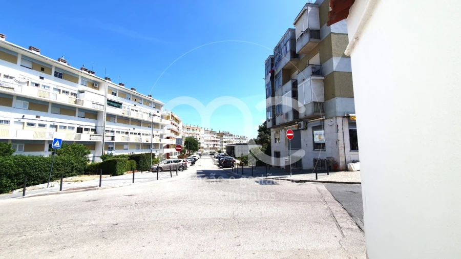 Moradia T9 para Venda em Ajuda Foto 44