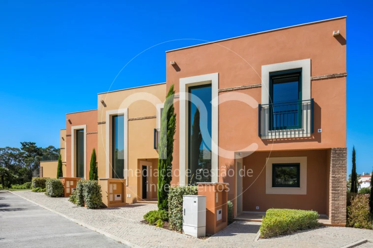 Moradia T2 para Venda em Lagoa e Carvoeiro Foto 4