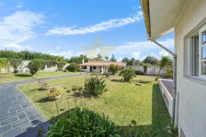 Moradia T6 para Venda em Arcozelo