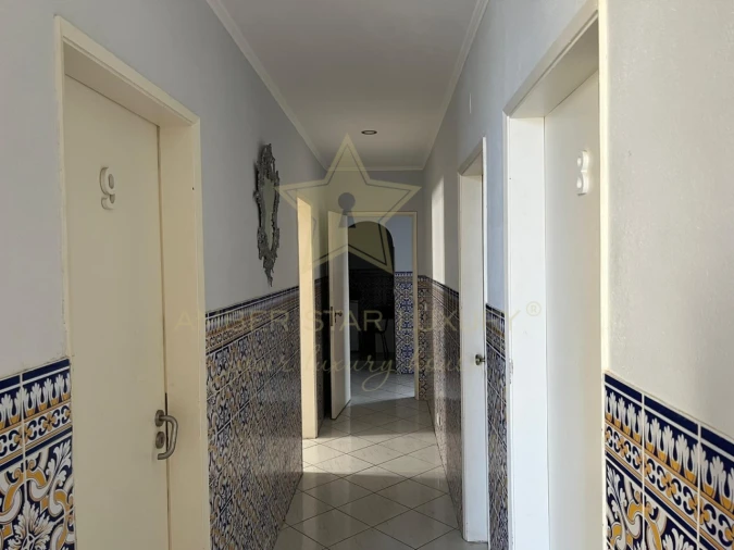 Prédio para Venda em Quarteira Foto 6