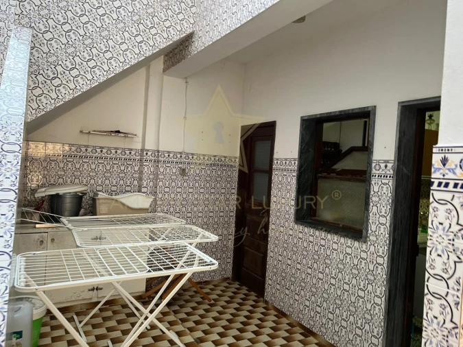 Prédio para Venda em Quarteira Foto 8