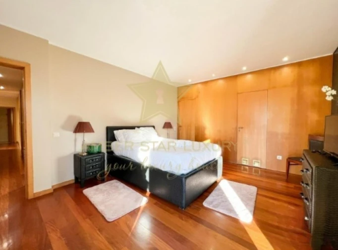 Moradia T6 para Venda em Baguim do Monte (Rio Tinto) Foto 11