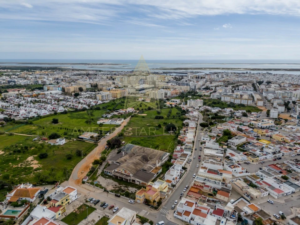 Terreno para Venda em Quelfes Foto 5