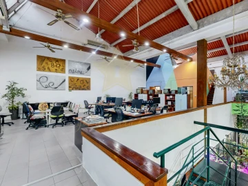 Armazém para Venda em Marvila