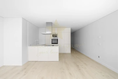 Apartamento T2 para Venda em Santa Marinha e São Pedro da Afurada