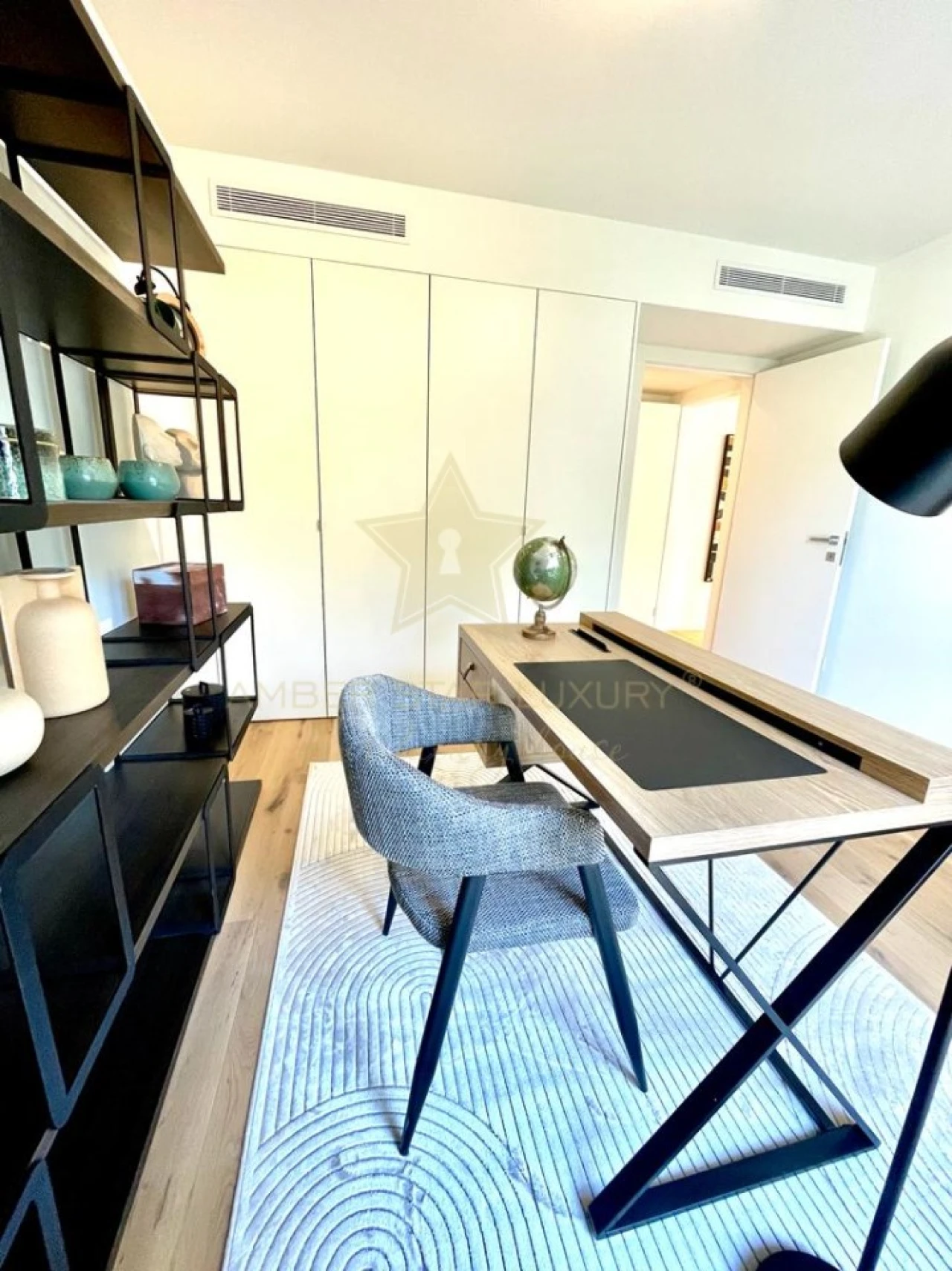 Apartamento T2 para Venda em Areeiro Foto 5