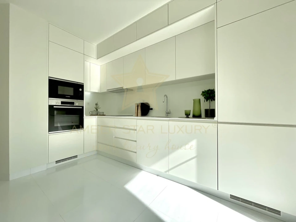 Apartamento T2 para Venda em Areeiro Foto 7