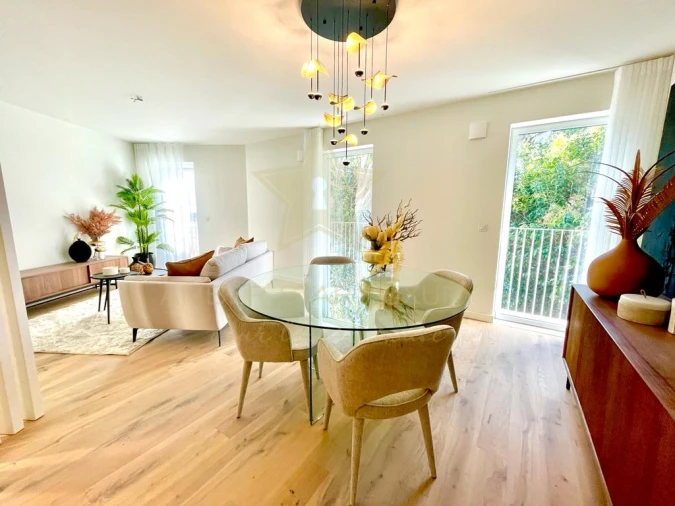 Apartamento T2 para Venda em Areeiro Foto 1