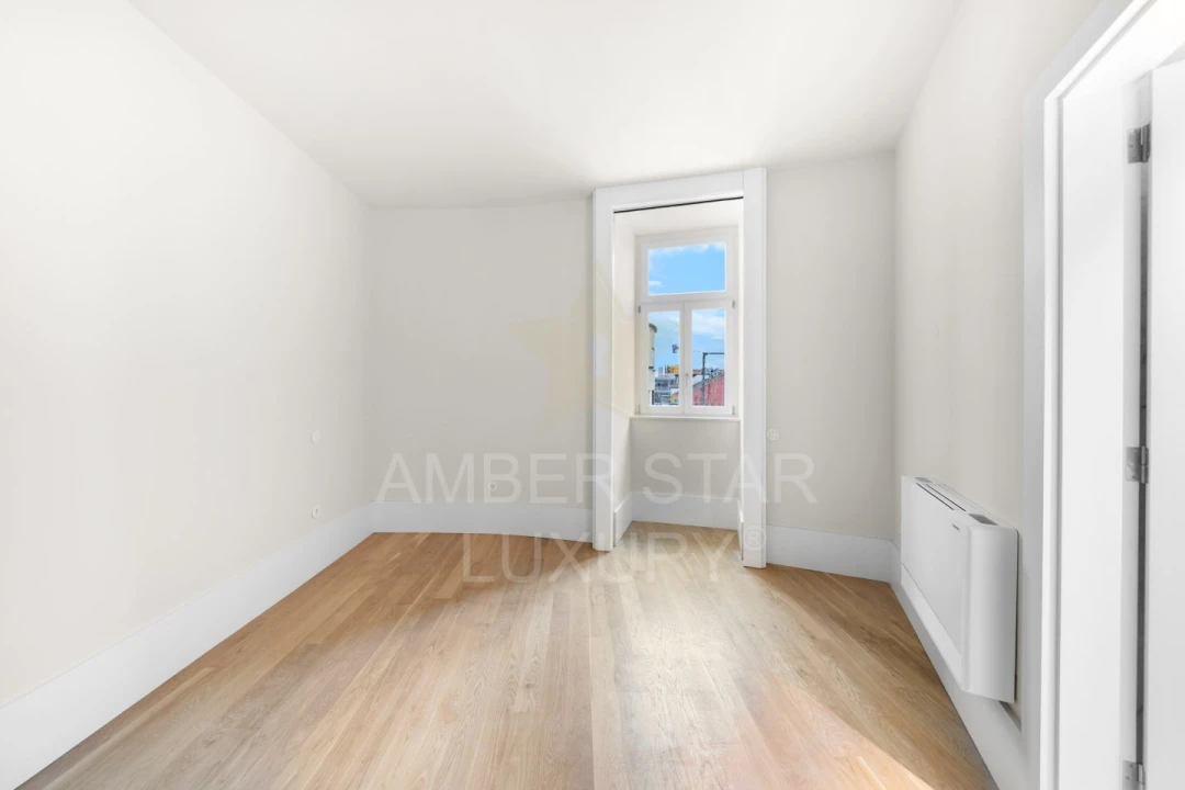 Apartamento T3 para Venda em Cedofeita, Santo Ildefonso, Sé, Miragaia, São Nicolau e Vitória Foto 9