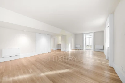 Apartamento T3 para Venda em Cedofeita, Santo Ildefonso, Sé, Miragaia, São Nicolau e Vitória