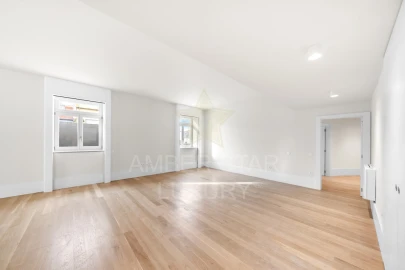 Apartamento T3 para Venda em Cedofeita, Santo Ildefonso, Sé, Miragaia, São Nicolau e Vitória