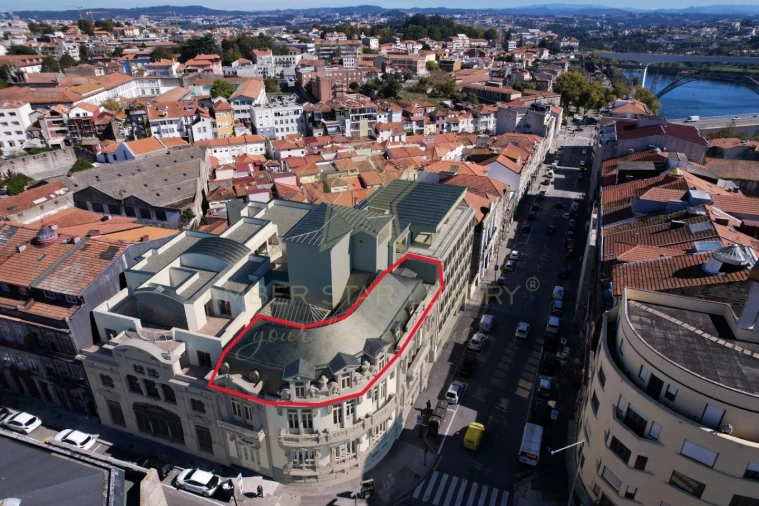Apartamento T3 para Venda em Cedofeita, Santo Ildefonso, Sé, Miragaia, São Nicolau e Vitória Foto 25